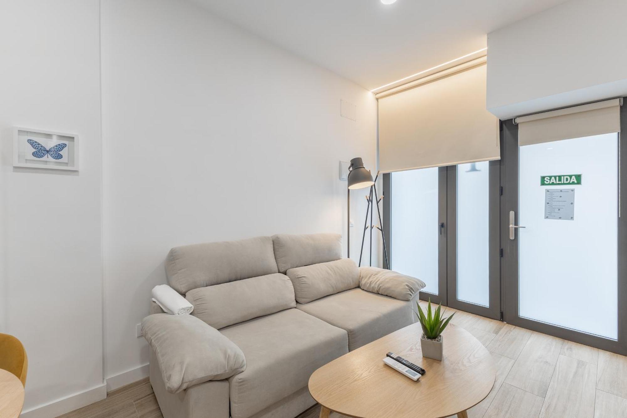 Atocha Apartment มาดริด ภายนอก รูปภาพ